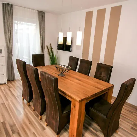 Holiday home Holiday Wetscher Fuegen